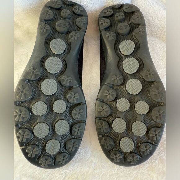 Skechers Black Flats Classic Slip-On - Picture 4 of 4